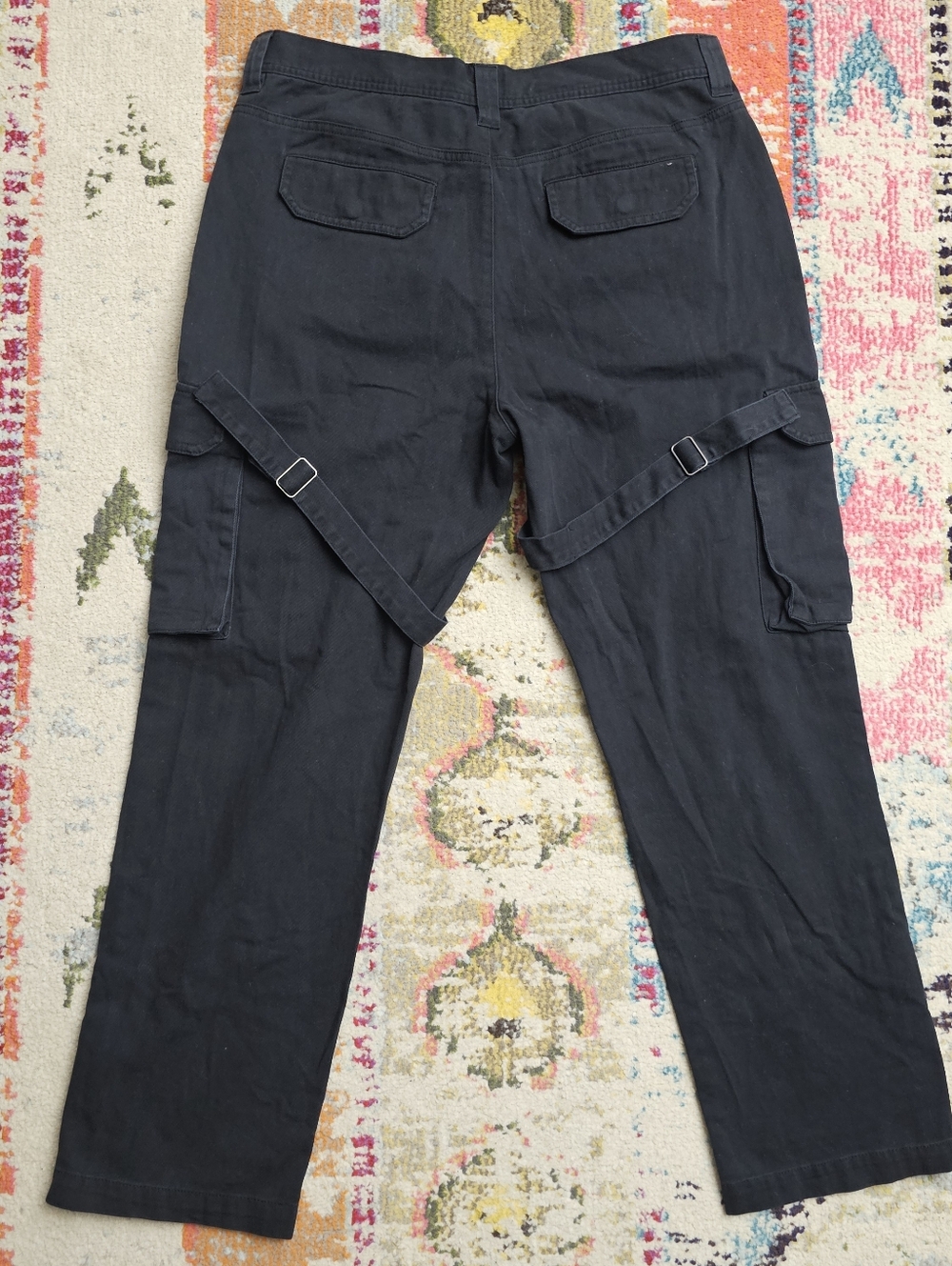 Urban Outfitters Standard Cloth Technical Cargo Pants Large 36x30 Thigh Straps - Picture 5 of 14